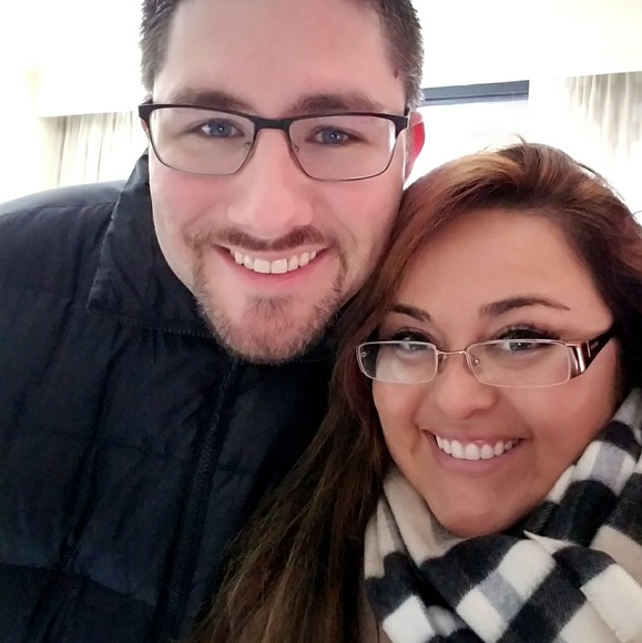 Meet your Posher, Alexis - Picture 1 of 1